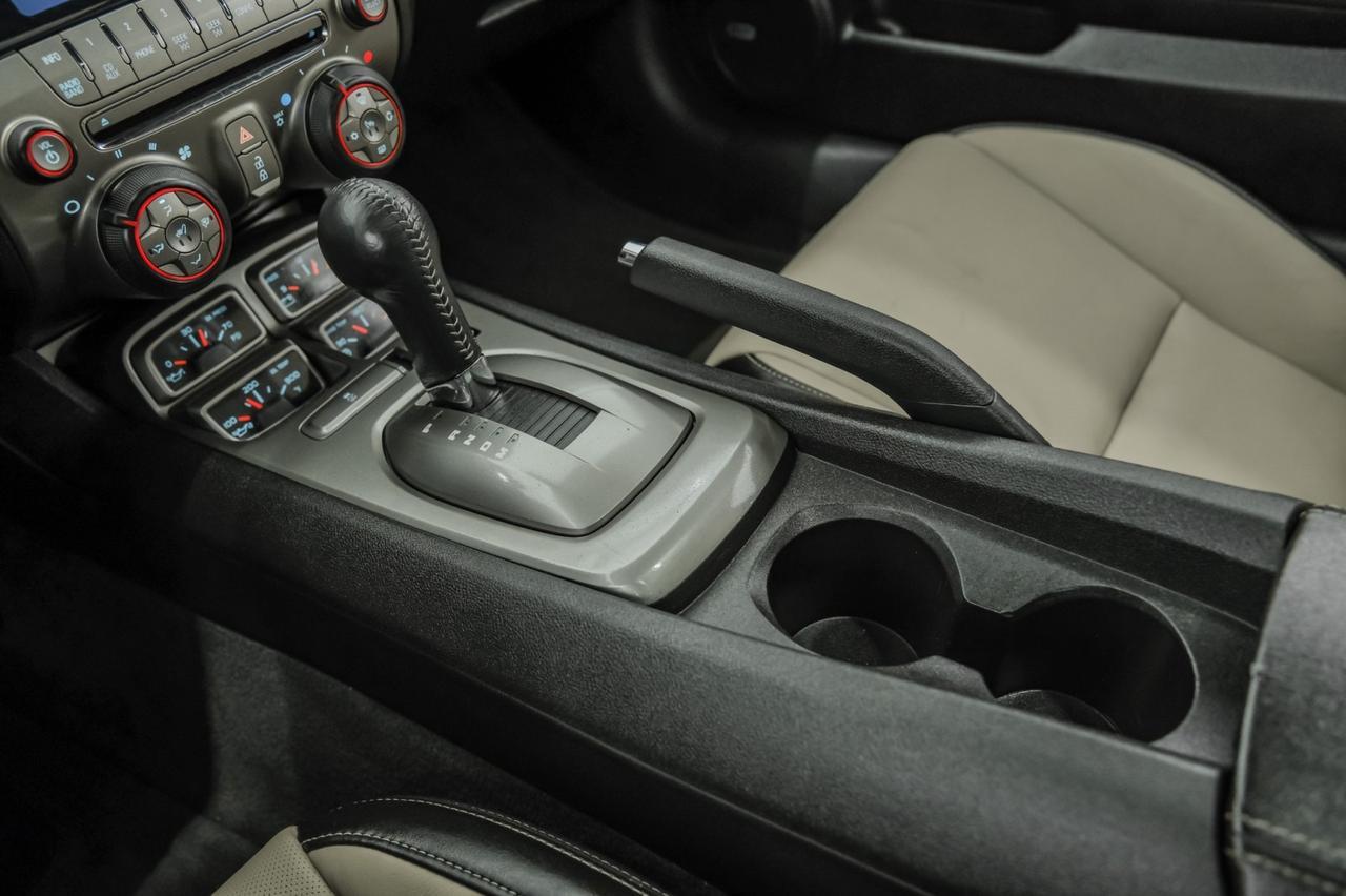 2010 Chevrolet Camaro 2SS AUTOMATIC SUNROOF LEATHER HEATED SEATS BOSTON ACOUSTICS PADDLE SHIFTERS Carrollton TX