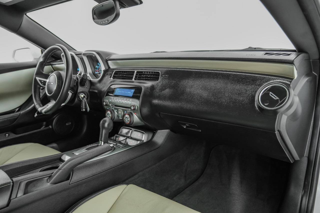 2010 Chevrolet Camaro 2SS AUTOMATIC SUNROOF LEATHER HEATED SEATS BOSTON ACOUSTICS PADDLE SHIFTERS Carrollton TX