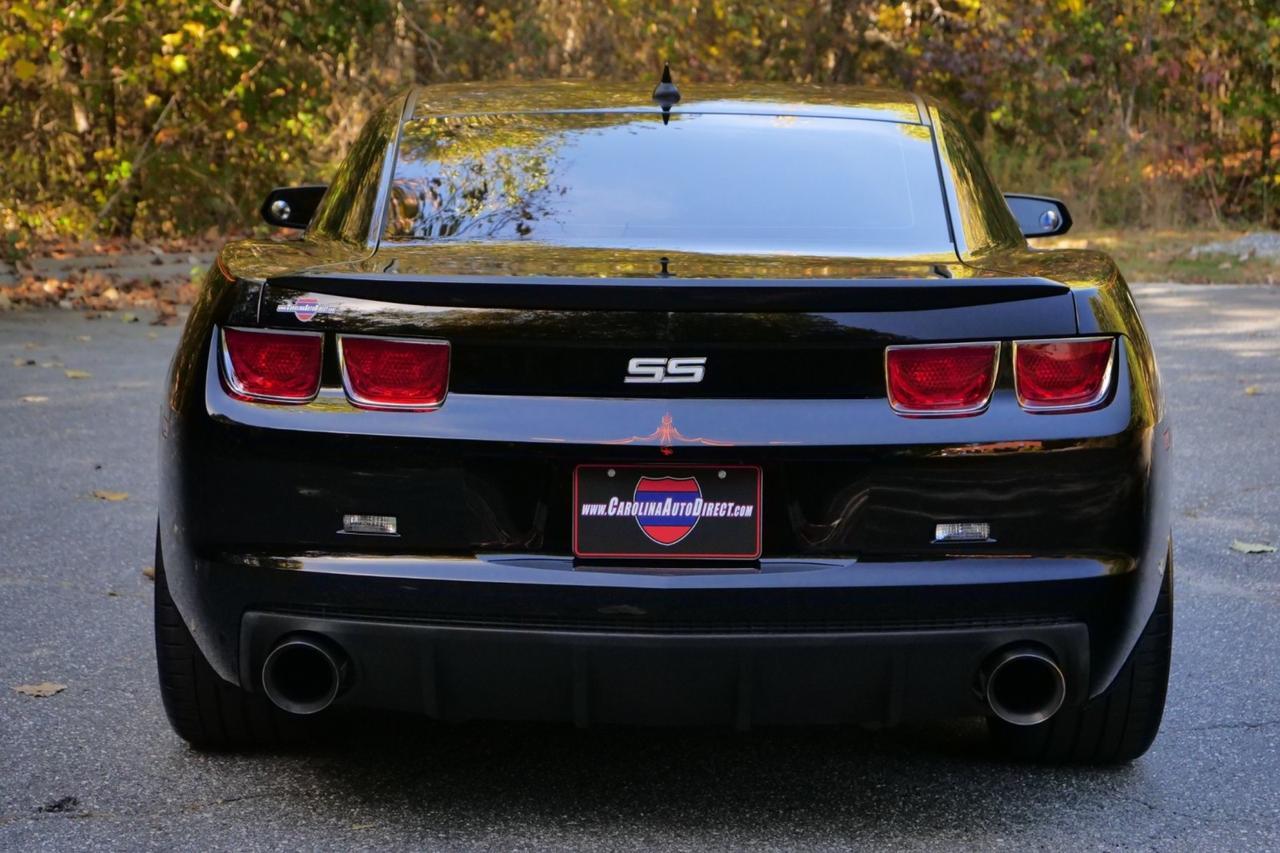 2010 Chevrolet Camaro 2SS / Manual / 6.2L V8 / Heated Leather Seats High Point NC
