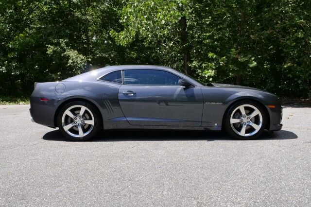 2010 Chevrolet Camaro 2SS / RS Package / 6.2L V8 / Manual! High Point NC