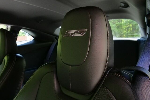 2010 Chevrolet Camaro 2SS / RS Package / 6.2L V8 / Manual! High Point NC