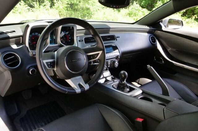 2010 Chevrolet Camaro 2SS / RS Package / 6.2L V8 / Manual! High Point NC
