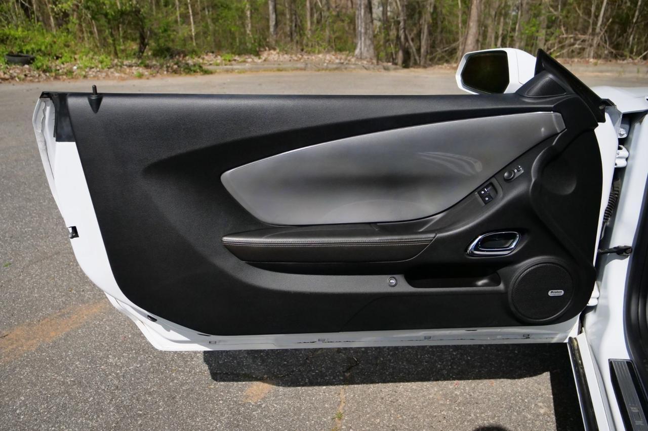 2010 Chevrolet Camaro 2SS / RS Package / Black Wheel PKG / V8! Lincolnton NC