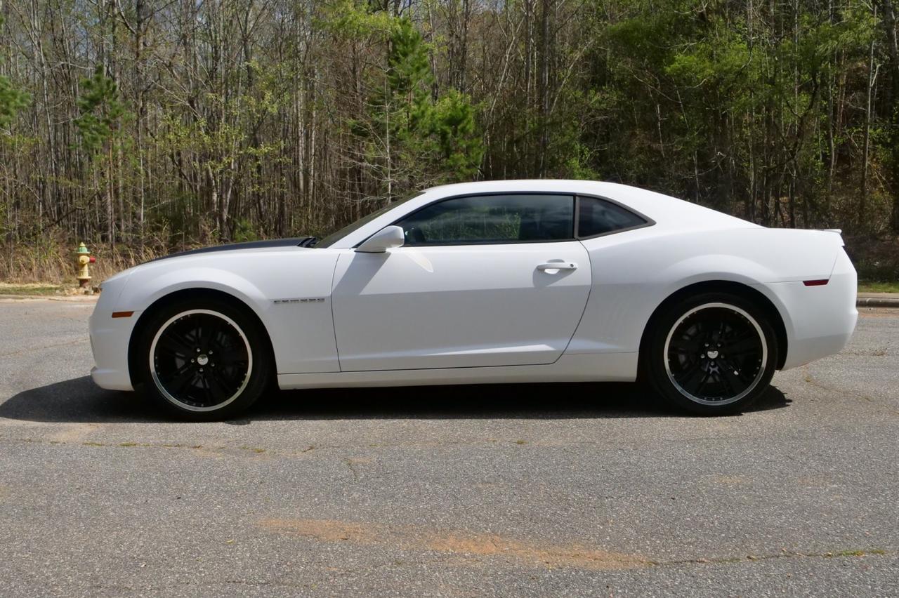 2010 Chevrolet Camaro 2SS / RS Package / Black Wheel PKG / V8! Lincolnton NC