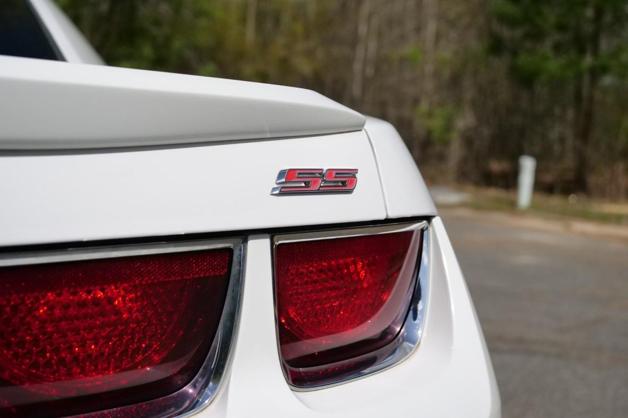 2010 Chevrolet Camaro 2SS / RS Package / Black Wheel PKG / V8! Lincolnton NC