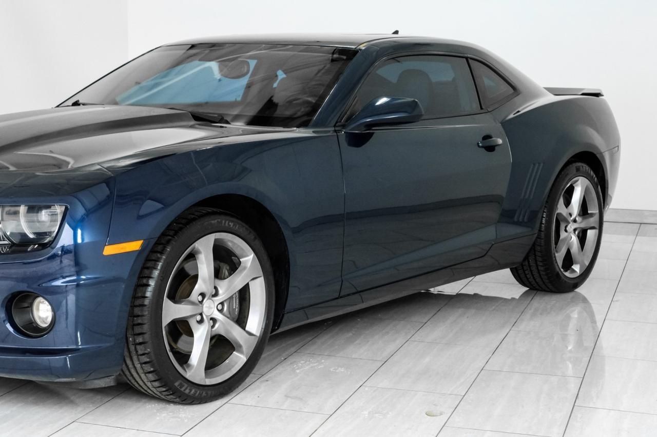 2010 Chevrolet Camaro 2SS SUNROOF LEATHER HEATED SEATS REAR PARK ASSIST POWER DRIVER SEAT BOSTON ACOUSTICS Carrollton TX