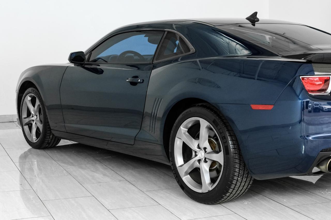2010 Chevrolet Camaro 2SS SUNROOF LEATHER HEATED SEATS REAR PARK ASSIST POWER DRIVER SEAT BOSTON ACOUSTICS Carrollton TX