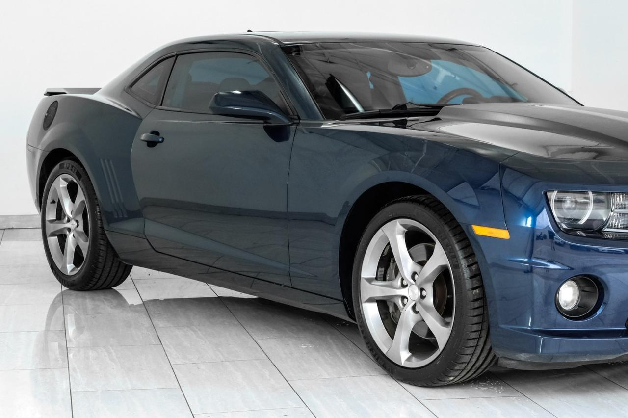 2010 Chevrolet Camaro 2SS SUNROOF LEATHER HEATED SEATS REAR PARK ASSIST POWER DRIVER SEAT BOSTON ACOUSTICS Carrollton TX