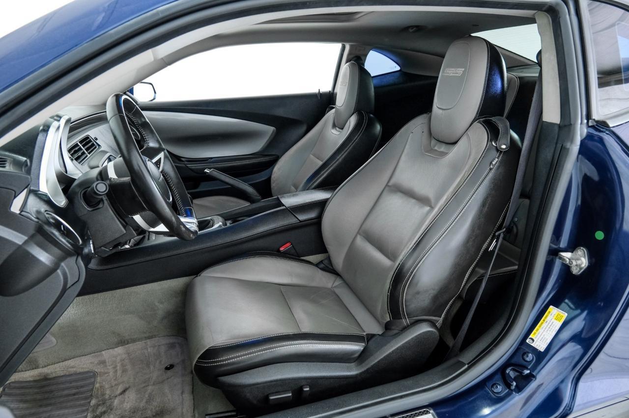 2010 Chevrolet Camaro 2SS SUNROOF LEATHER HEATED SEATS REAR PARK ASSIST POWER DRIVER SEAT BOSTON ACOUSTICS Carrollton TX