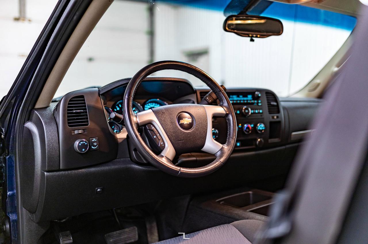 2010 Chevrolet Silverado 1500 4x4 Ext Cab LT Longbox PSeat Red Deer AB