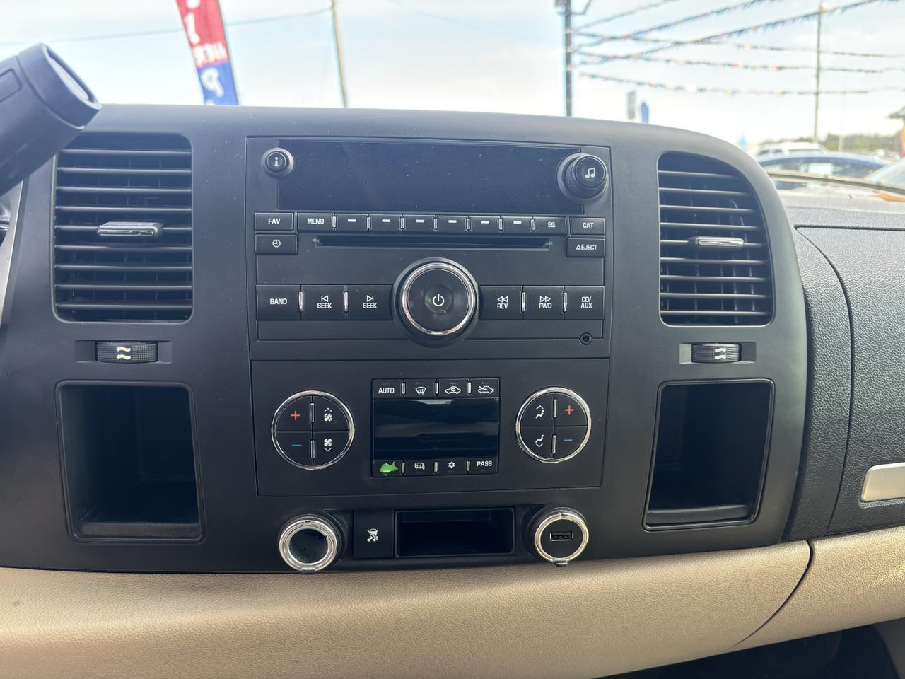 2010 Chevrolet Silverado 1500 Crew Cab LT Pickup 4D 5 3/4 ft Aurora MO