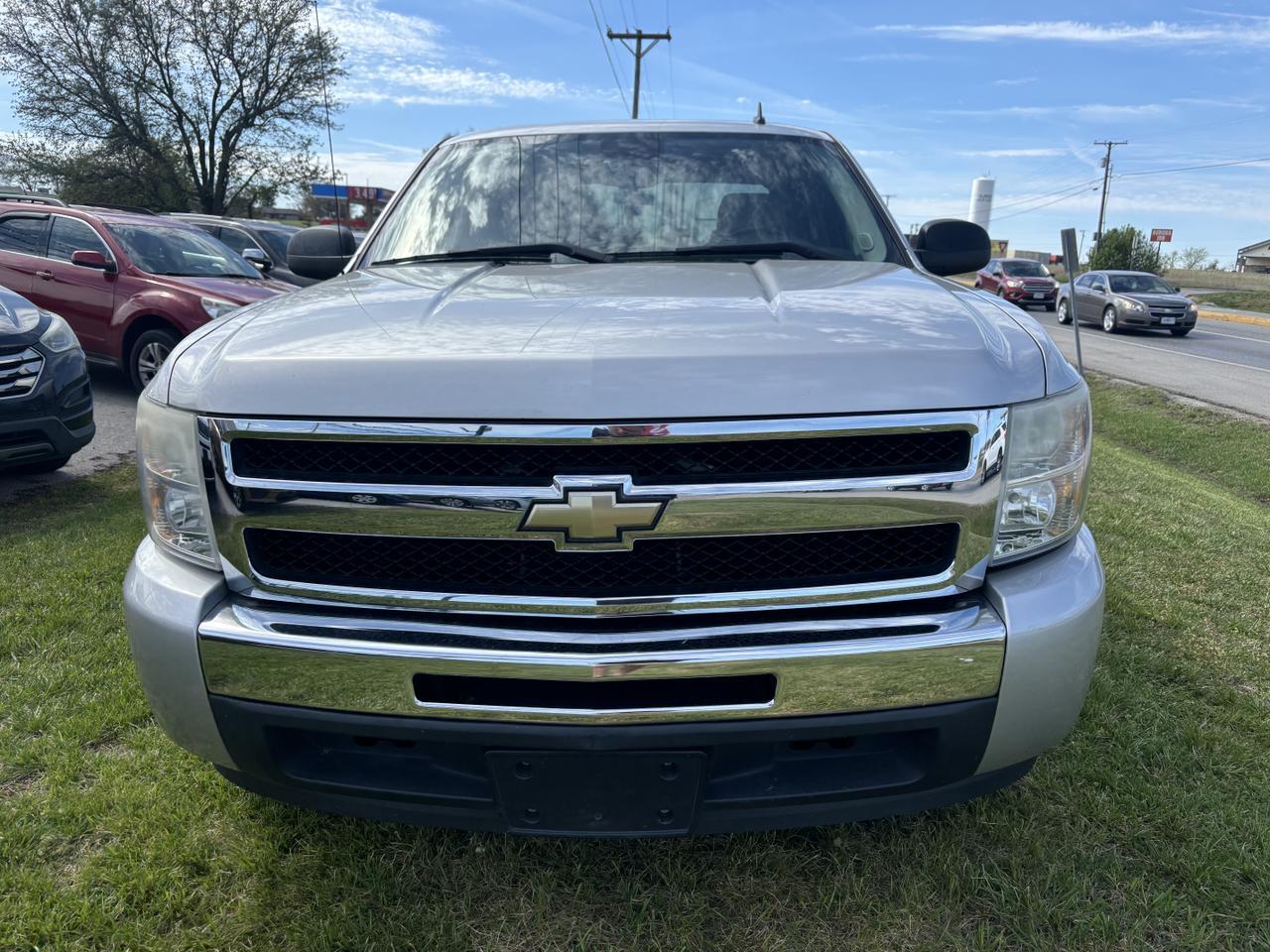 2010 Chevrolet Silverado 1500 Crew Cab LT Pickup 4D 5 3/4 ft
