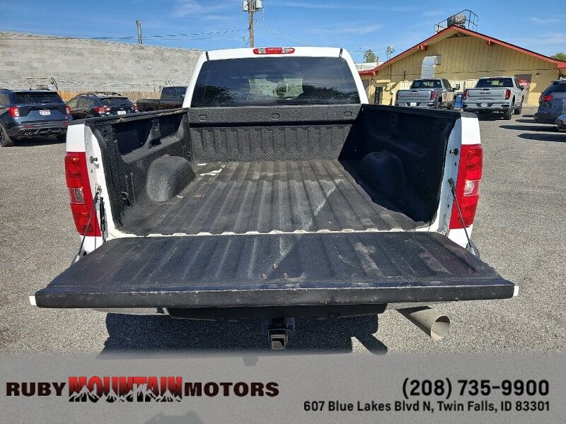 2010 Chevrolet Silverado 2500HD LTZ photo 23