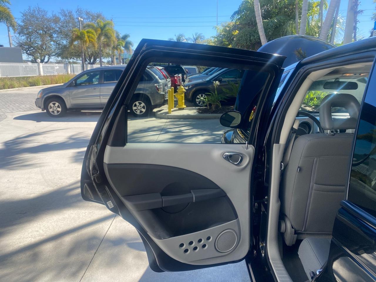 2010 Chrysler PT Cruiser Classic LOW MILES 37,988 1 OWNER Pompano Beach FL