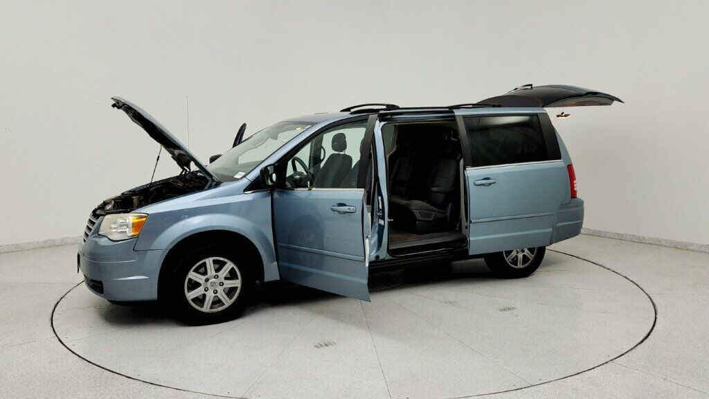 2010 Chrysler Town & Country LX Laurel MD