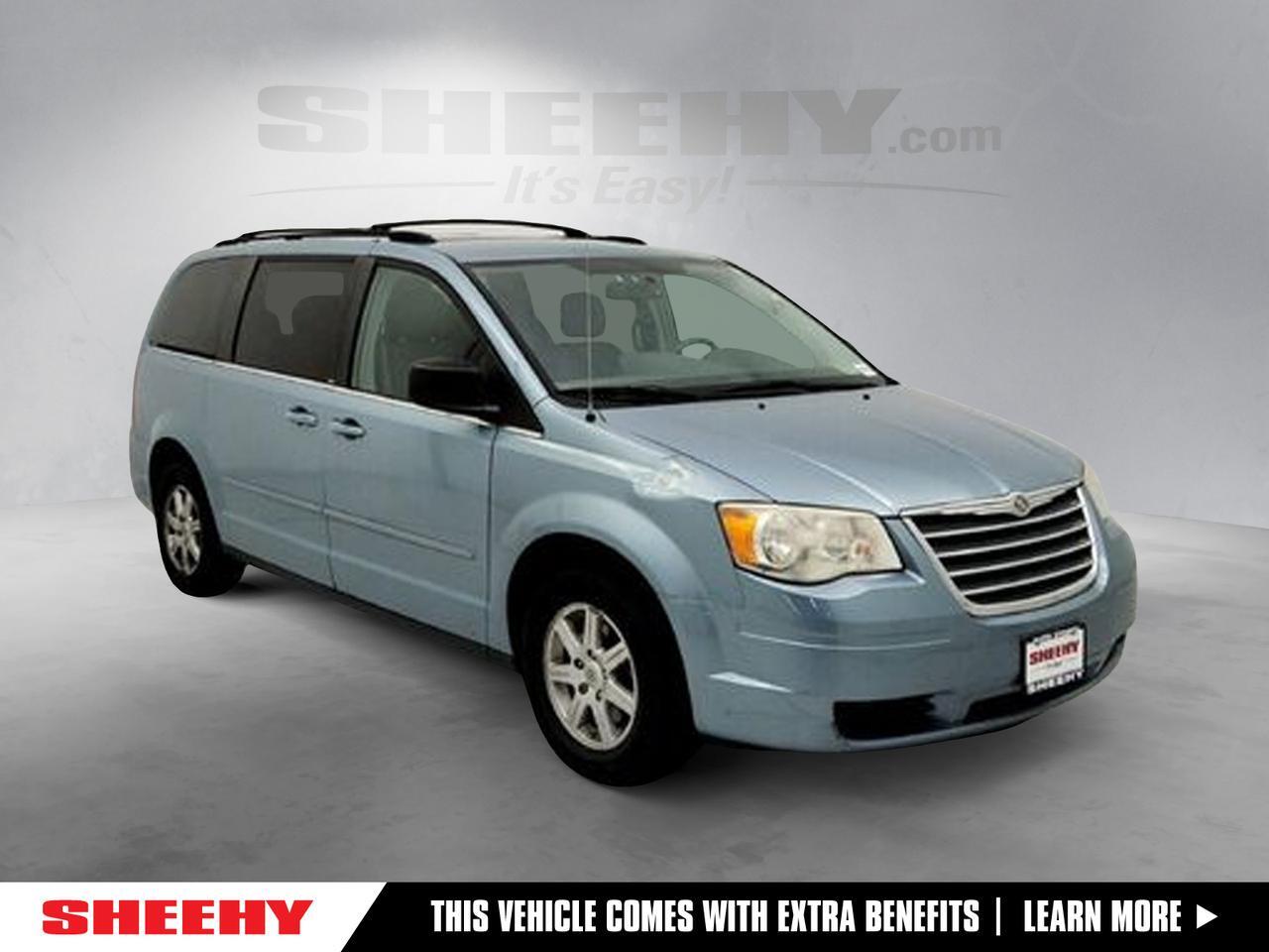 2010 Chrysler Town & Country LX