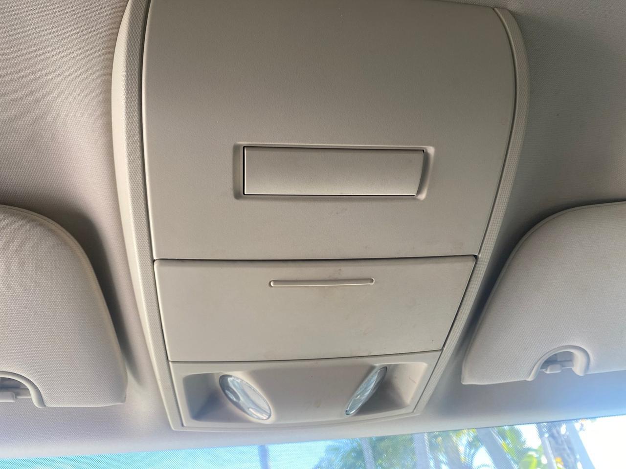 2010 Chrysler Town & Country LXI LOW MILES 77705 FL Pompano Beach FL