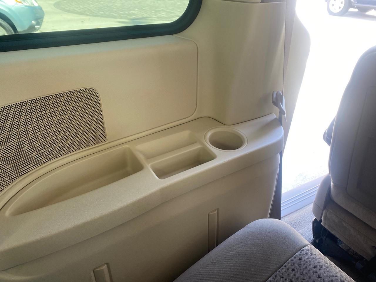 2010 Chrysler Town & Country LXI LOW MILES 77705 FL Pompano Beach FL