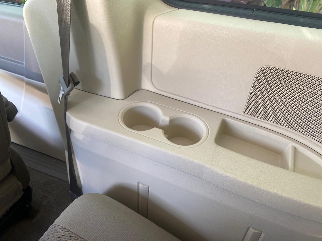 2010 Chrysler Town & Country LXI LOW MILES 77705 FL Pompano Beach FL