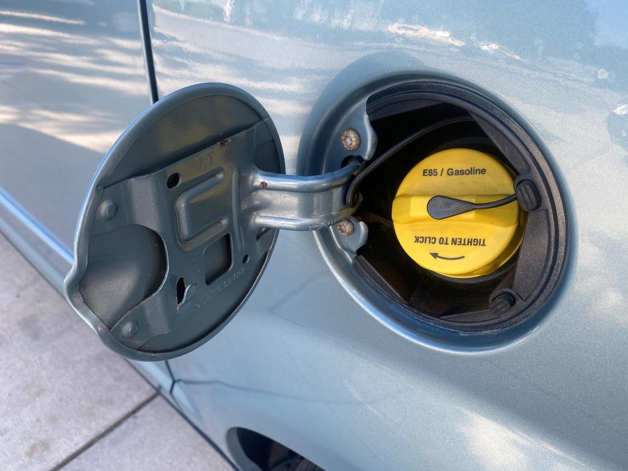 2010 Chrysler Town & Country LXI LOW MILES 77705 FL Pompano Beach FL