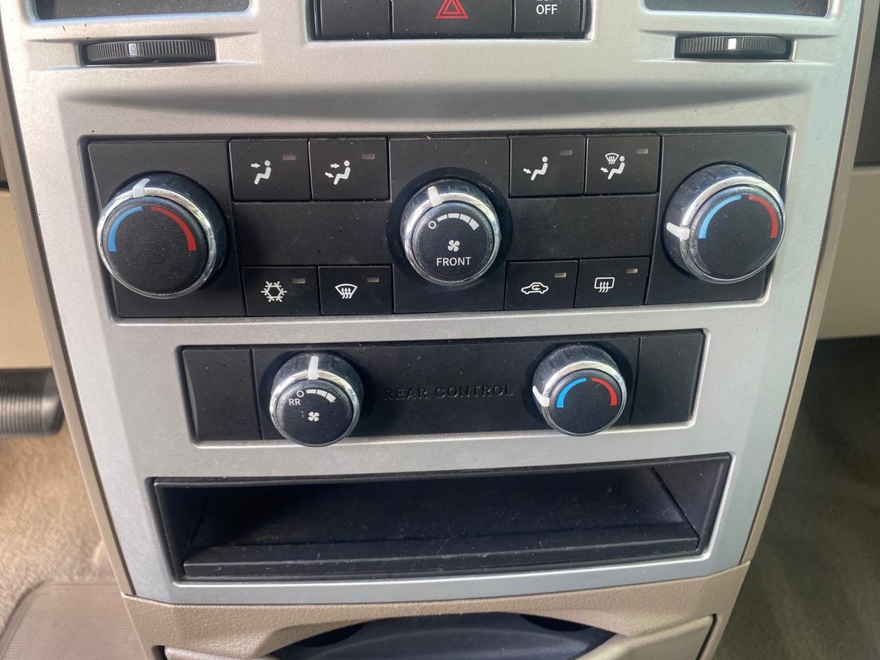 2010 Chrysler Town & Country LXI LOW MILES 77705 FL Pompano Beach FL