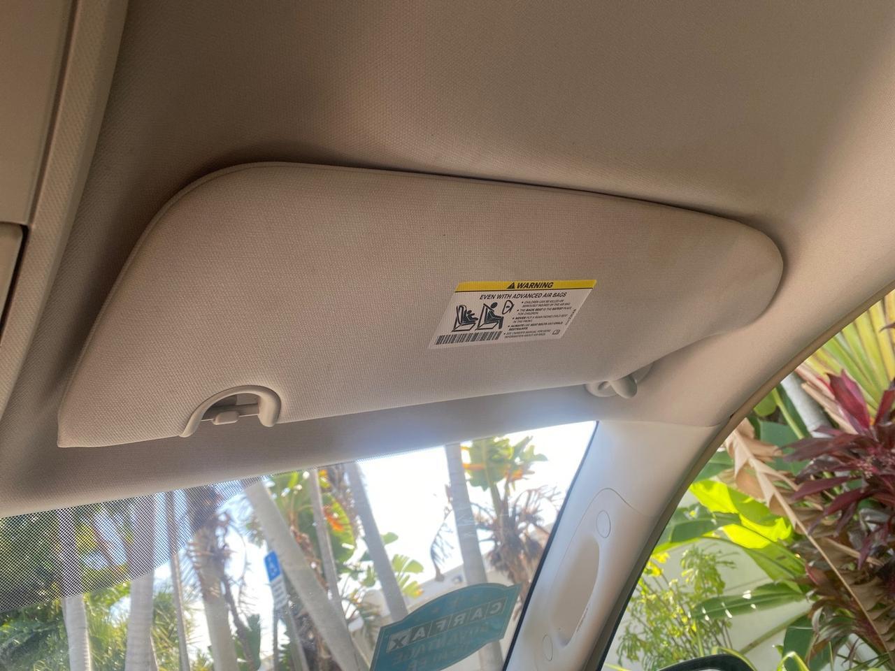 2010 Chrysler Town & Country LXI LOW MILES 77705 FL Pompano Beach FL