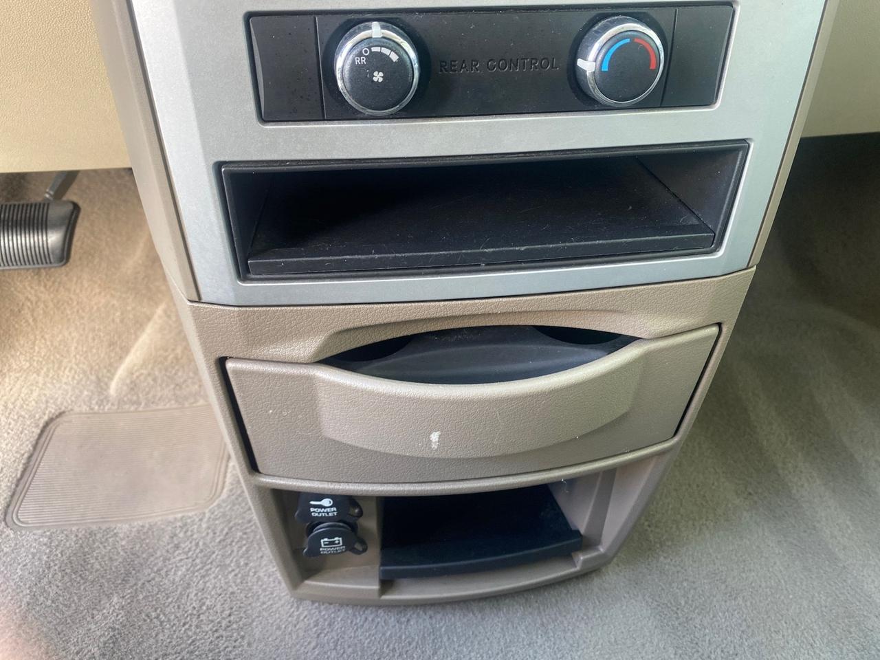 2010 Chrysler Town & Country LXI LOW MILES 77705 FL Pompano Beach FL