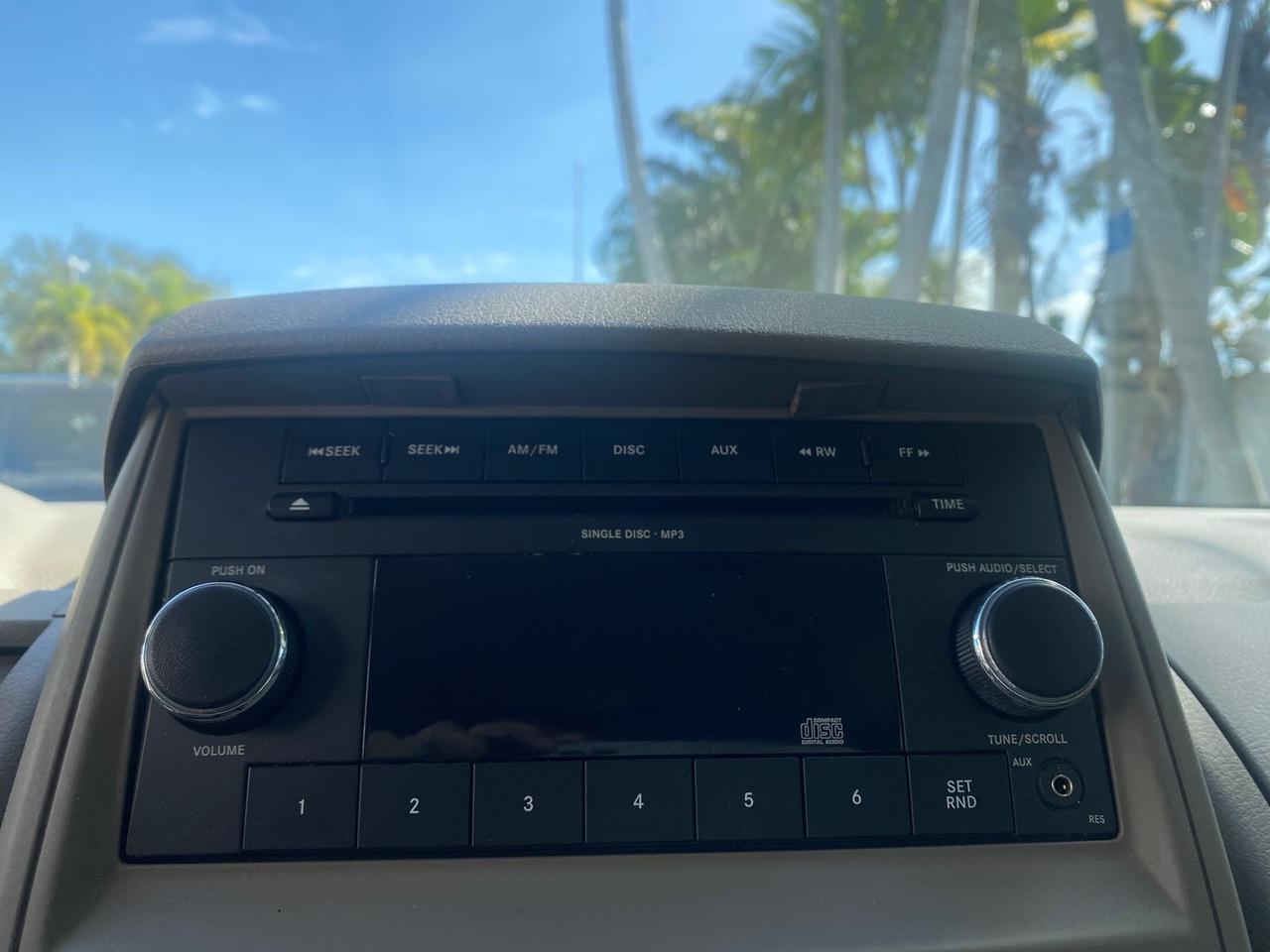 2010 Chrysler Town & Country LXI LOW MILES 77705 FL Pompano Beach FL