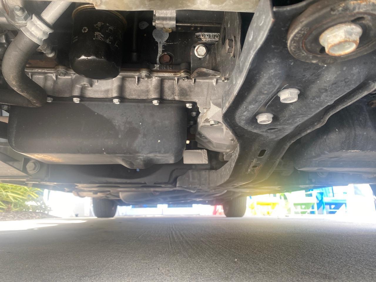 2010 Chrysler Town & Country Touring LOW MILES 33,692 1 OWNER Pompano Beach FL