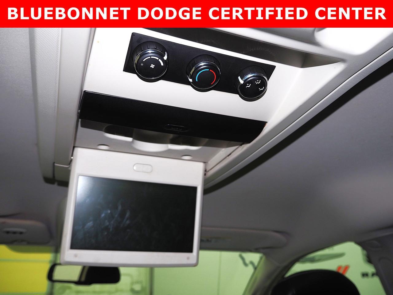 2010 Chrysler Town & Country Touring Plus New Braunfels TX