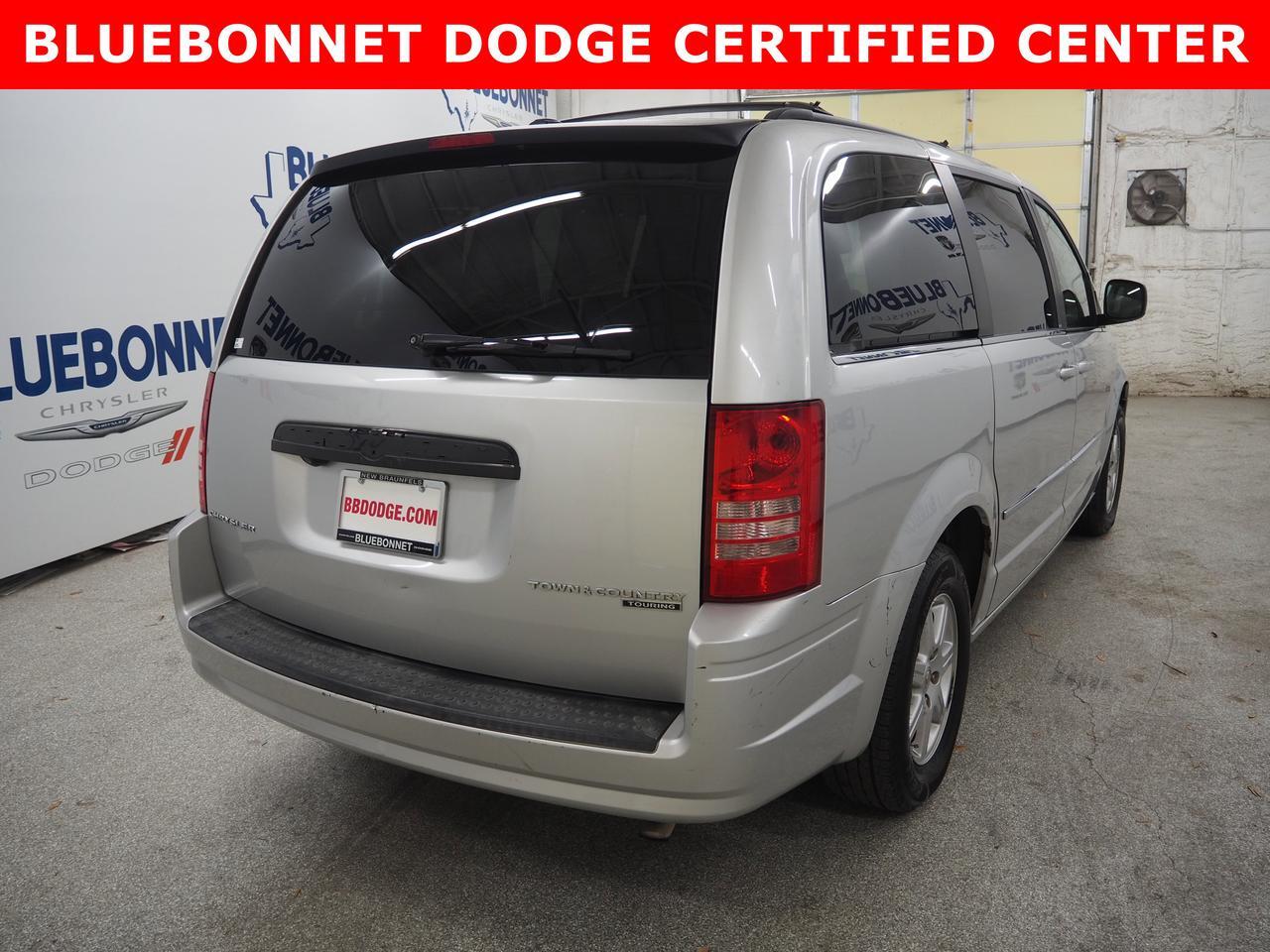 2010 Chrysler Town & Country Touring Plus New Braunfels TX