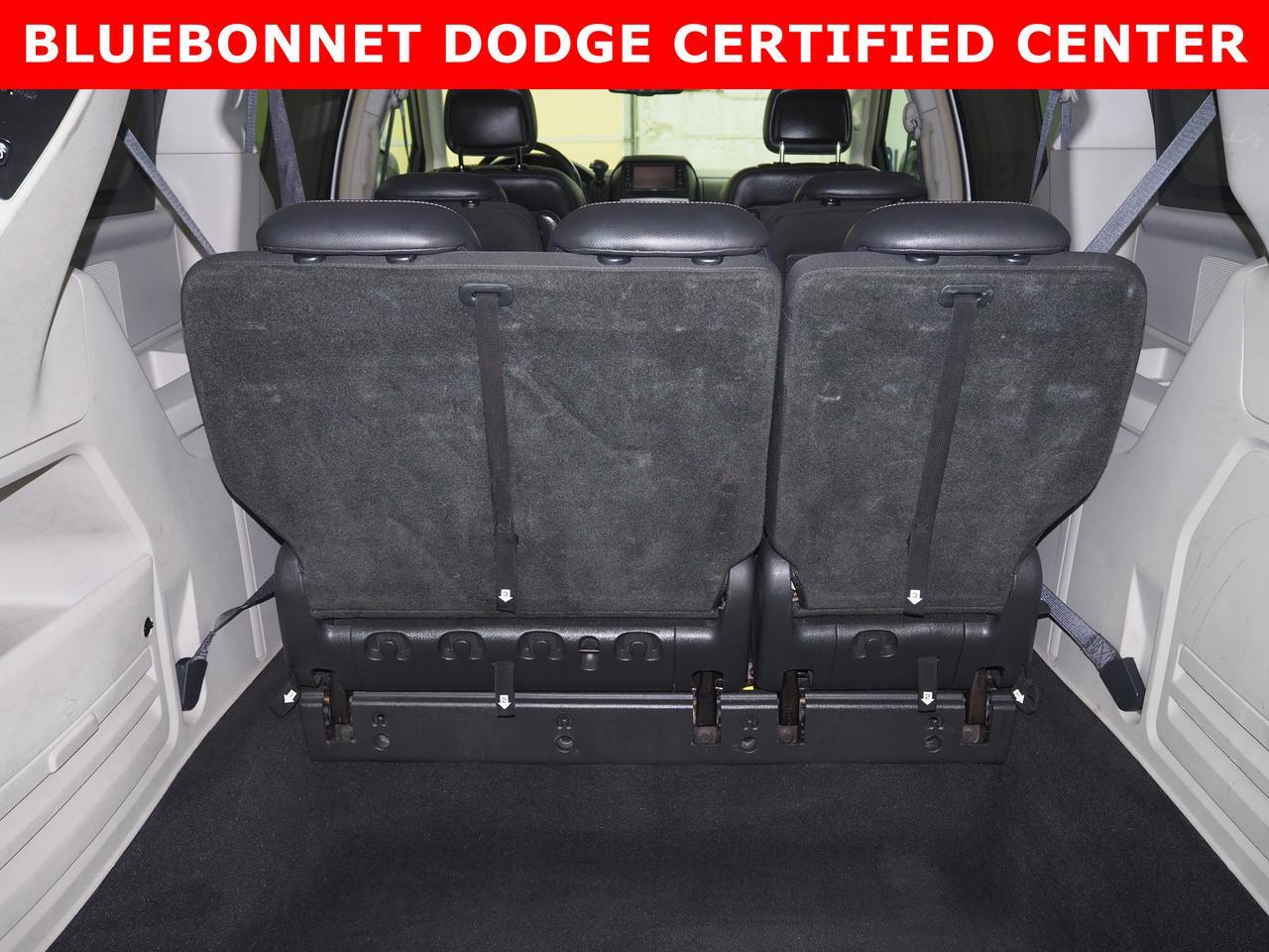 2010 Chrysler Town & Country Touring Plus New Braunfels TX