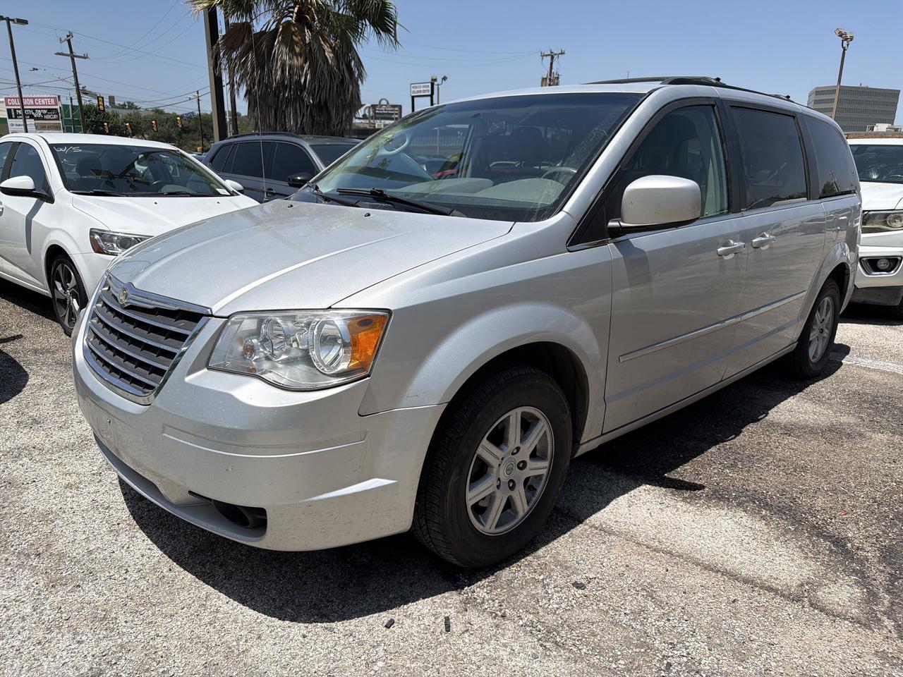 2010 Chrysler Town & Country Touring San Antonio TX