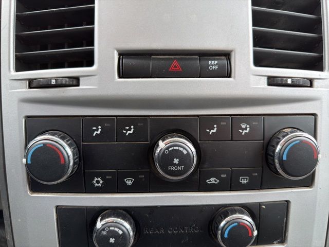 2010 Chrysler Town &amp; Country Touring Watertown SD