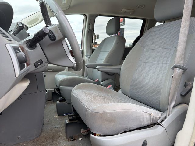2010 Chrysler Town &amp; Country Touring Watertown SD