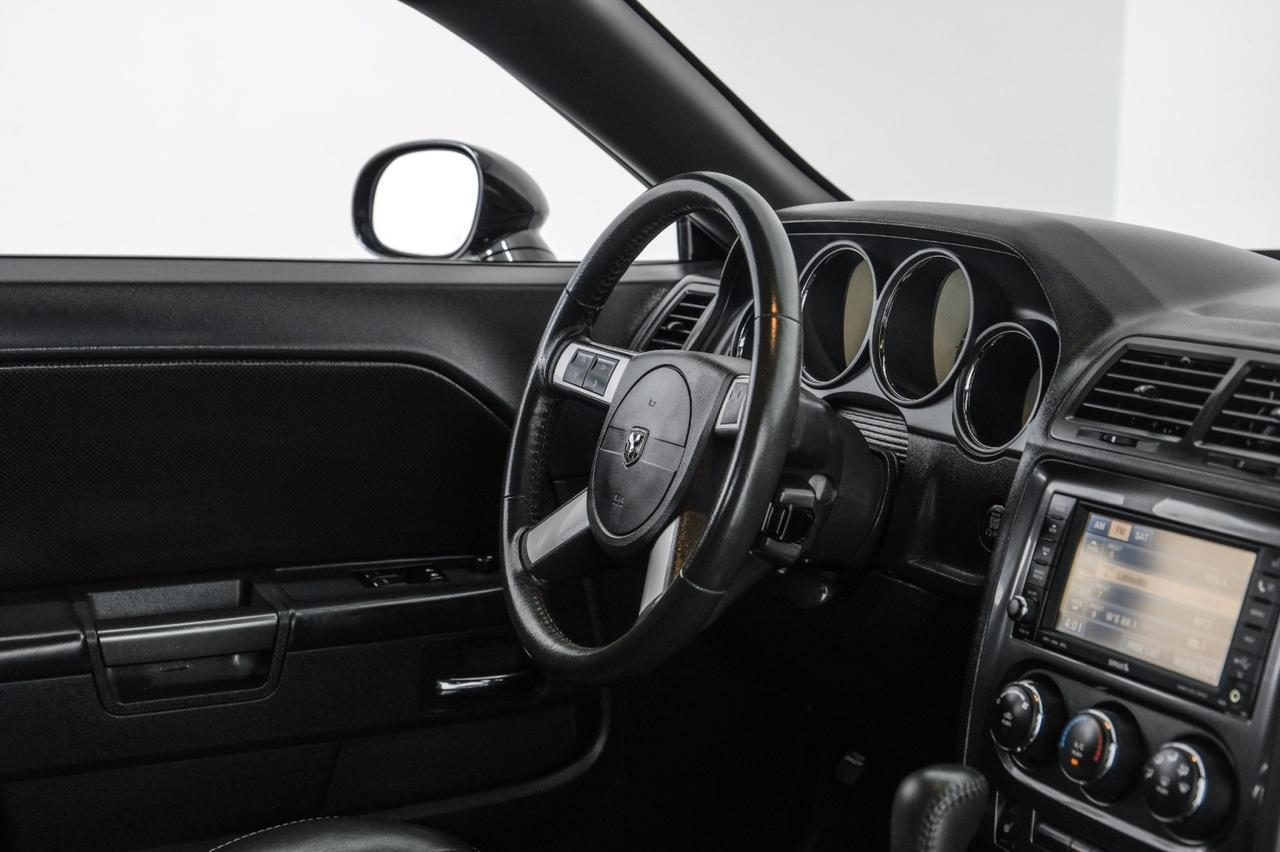 2010 Dodge Challenger R/T 5.7L HEMI AUTOMATIC NAVIGATION SUNROOF LEATHER HEATED SEATS Carrollton TX
