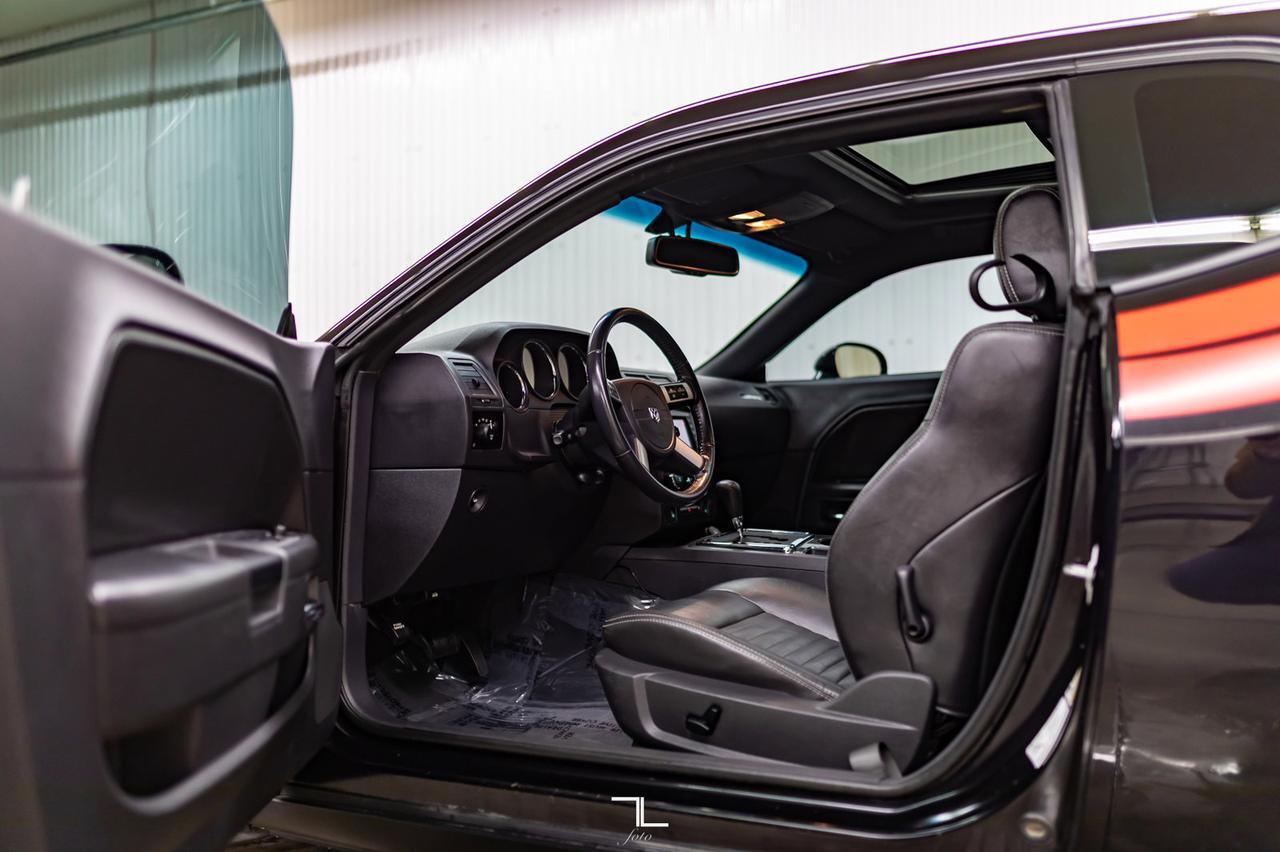 2010 Dodge Challenger R/T HEMI Leather Roof Nav Red Deer AB