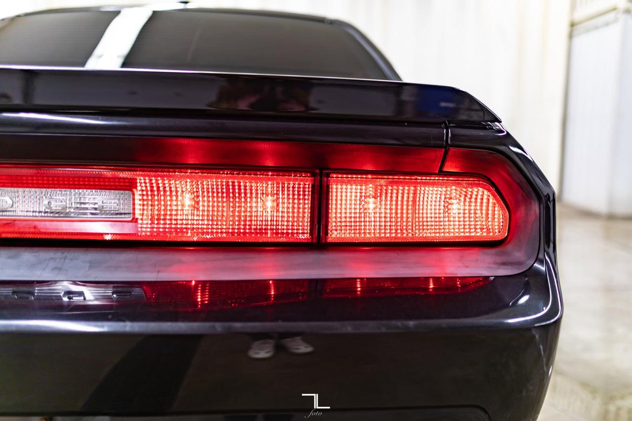 2010 Dodge Challenger R/T HEMI Leather Roof Nav Red Deer AB