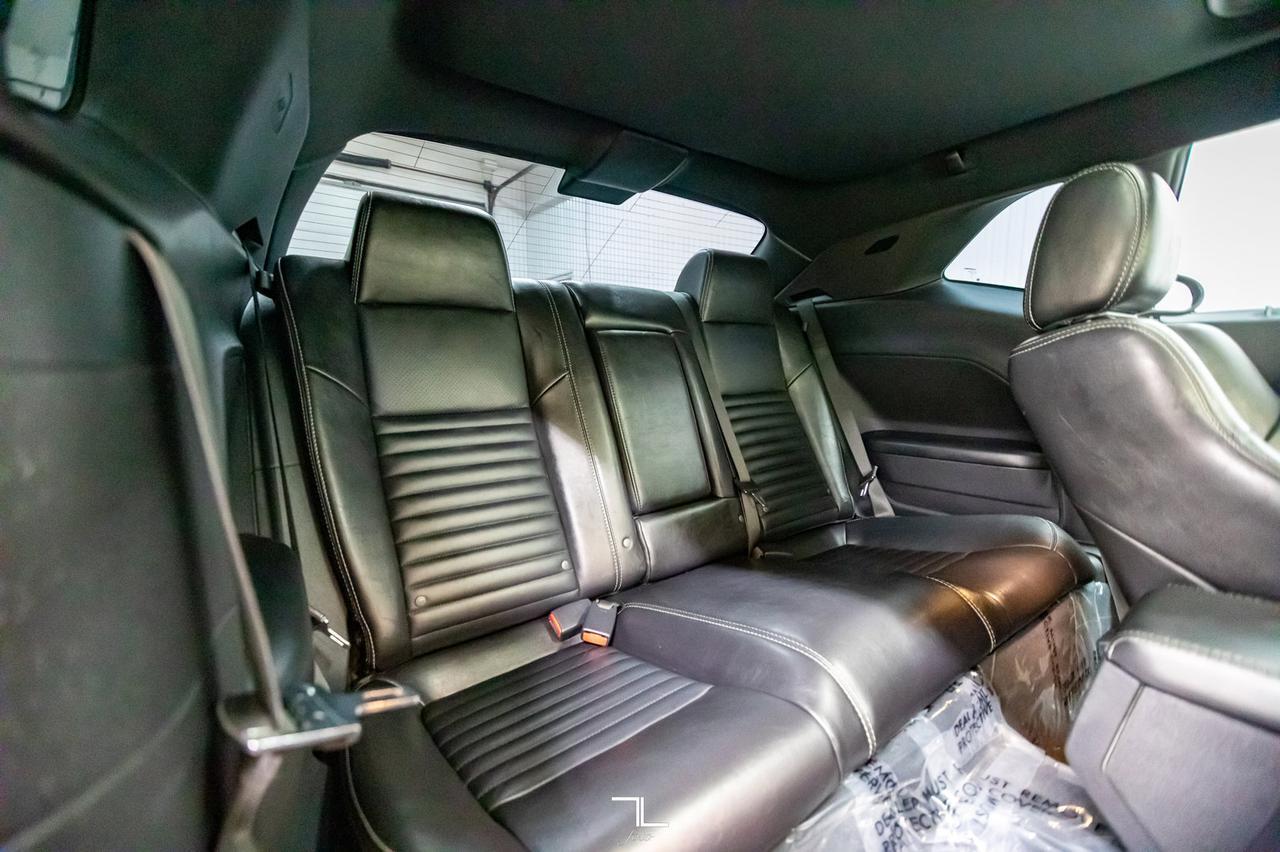 2010 Dodge Challenger R/T HEMI Leather Roof Nav Red Deer AB