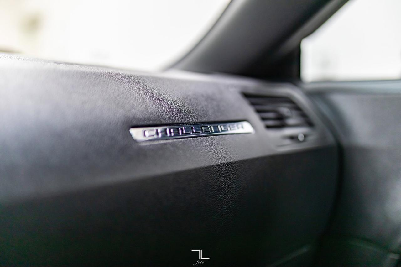 2010 Dodge Challenger R/T HEMI Leather Roof Nav Red Deer AB