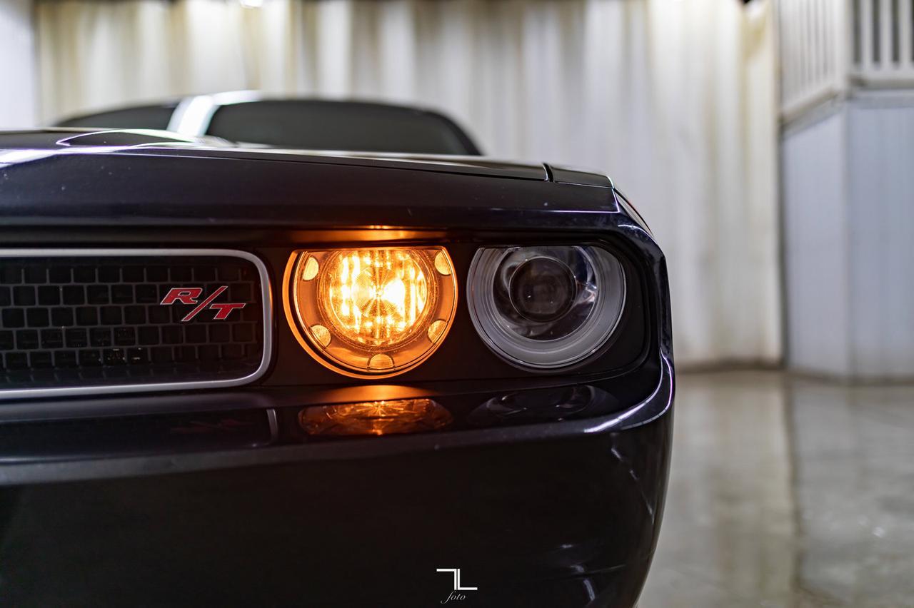 2010 Dodge Challenger R/T HEMI Leather Roof Nav Red Deer AB