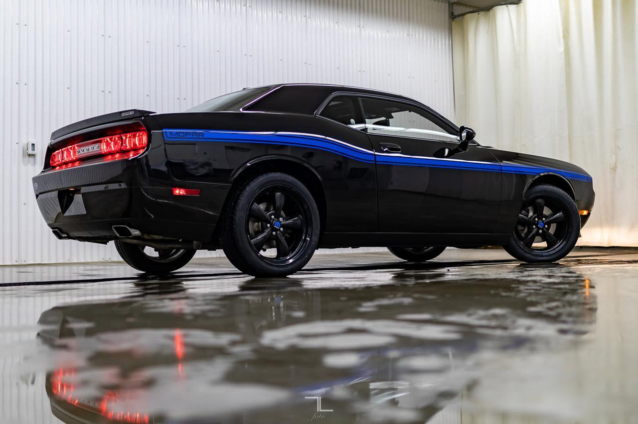 2010 Dodge Challenger R/T Mopar Edition Manual 62/100 Leather Roof Nav Red Deer AB