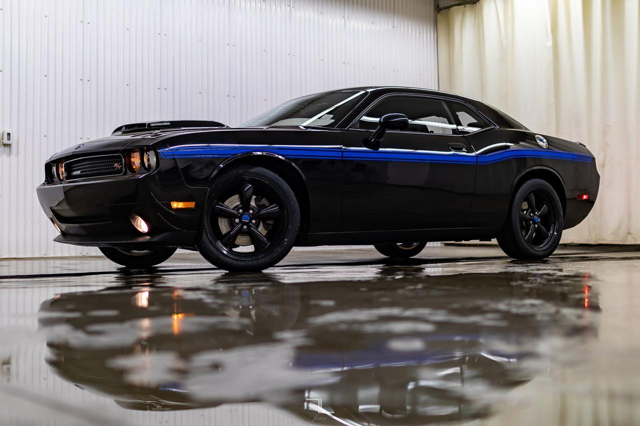 2010 Dodge Challenger R/T Mopar Edition Manual 62/100 Leather Roof Nav Red Deer AB
