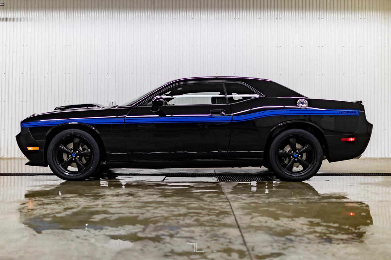 2010 Dodge Challenger R/T Mopar Edition Manual 62/100 Leather Roof Nav Red Deer AB