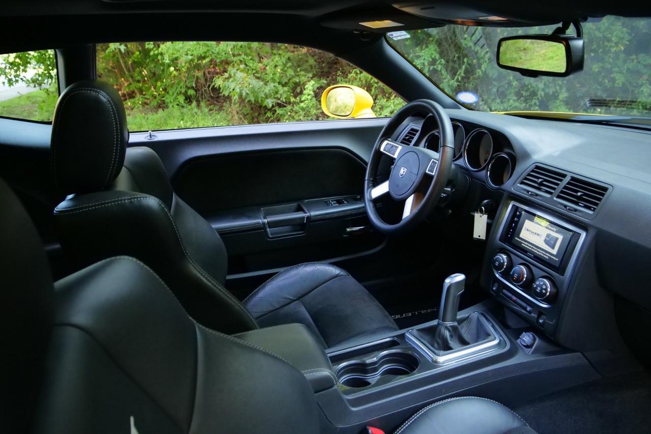 2010 Dodge Challenger SRT8 / Manual / Option Group II / 6.1L V8 High Point NC
