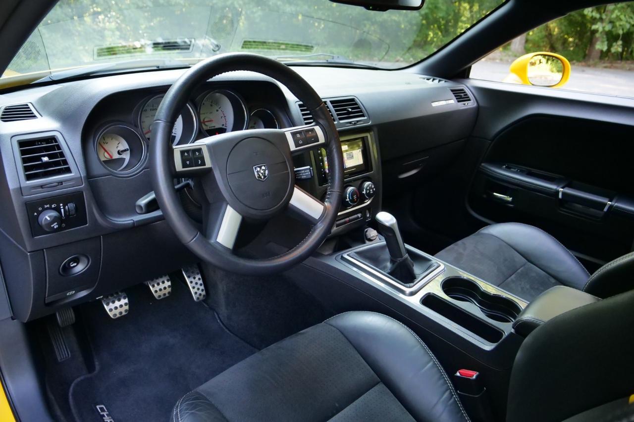 2010 Dodge Challenger SRT8 / Manual / Option Group II / 6.1L V8 High Point NC