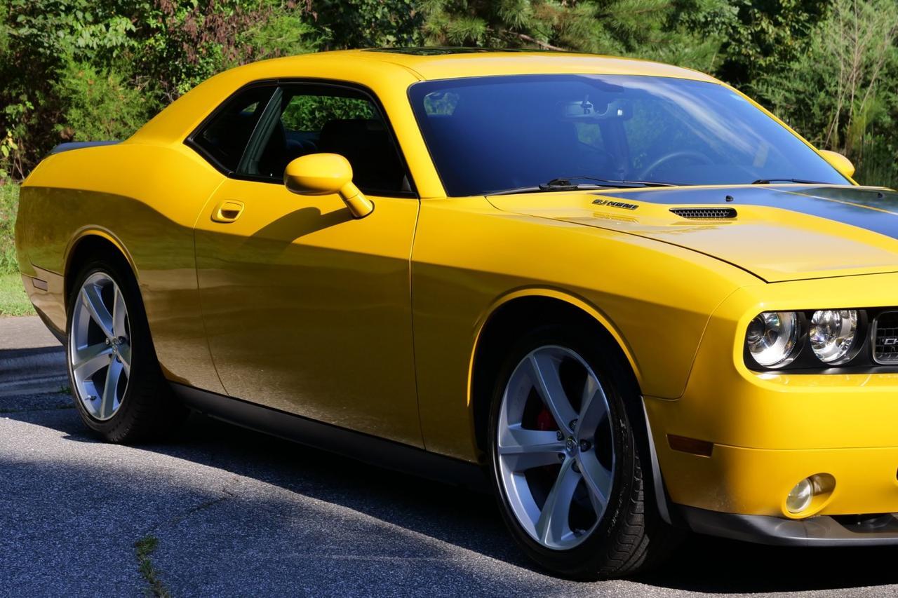 2010 Dodge Challenger SRT8 / Manual / Option Group II / 6.1L V8 High Point NC