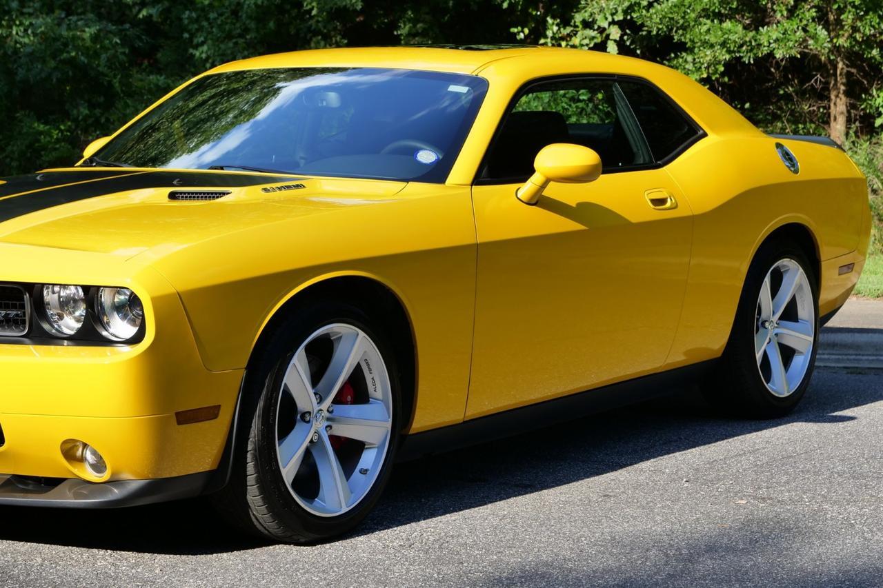 2010 Dodge Challenger SRT8 / Manual / Option Group II / 6.1L V8 High Point NC