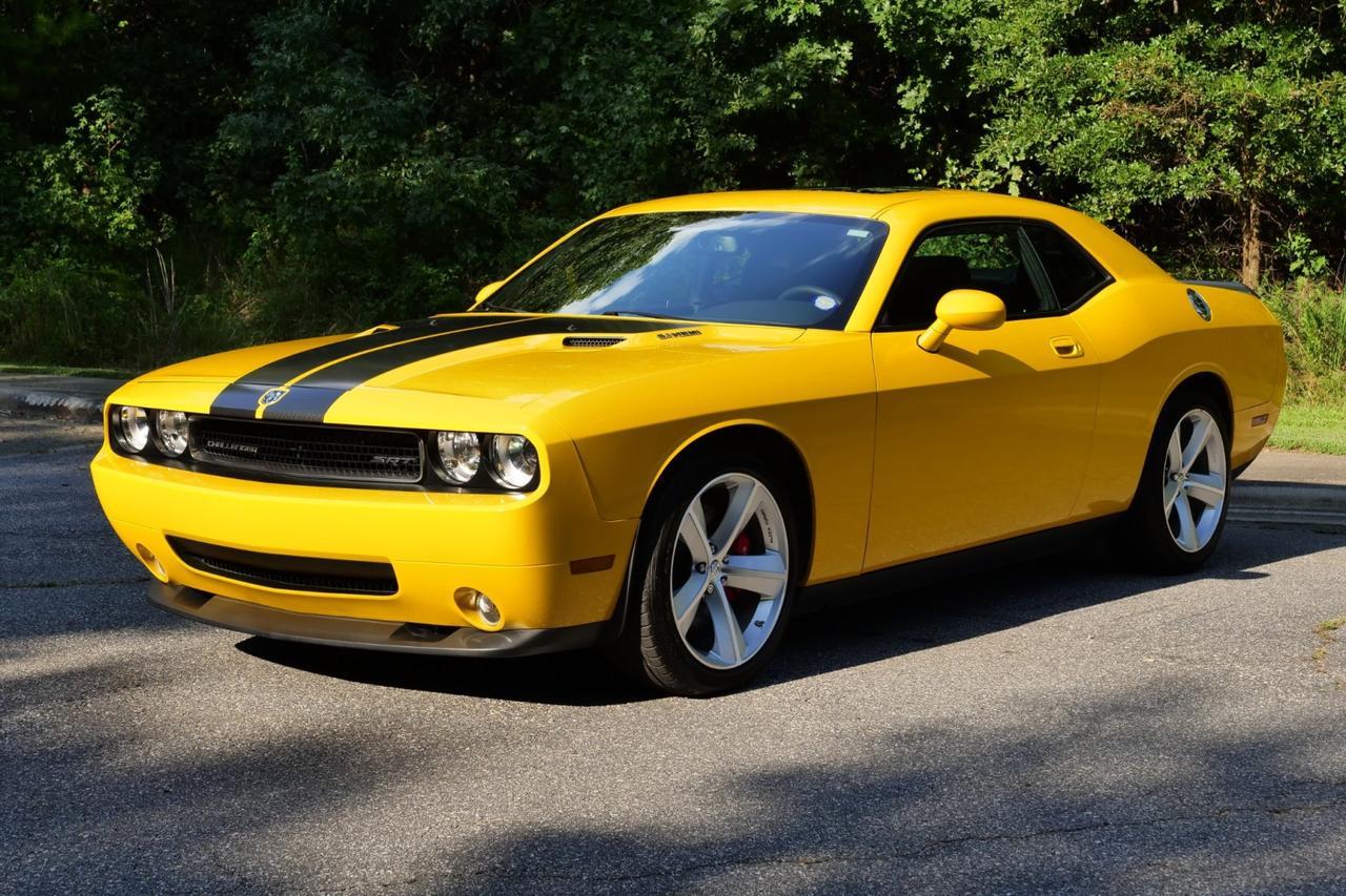 2010 Dodge Challenger SRT8 / Manual / Option Group II / 6.1L V8 High Point NC