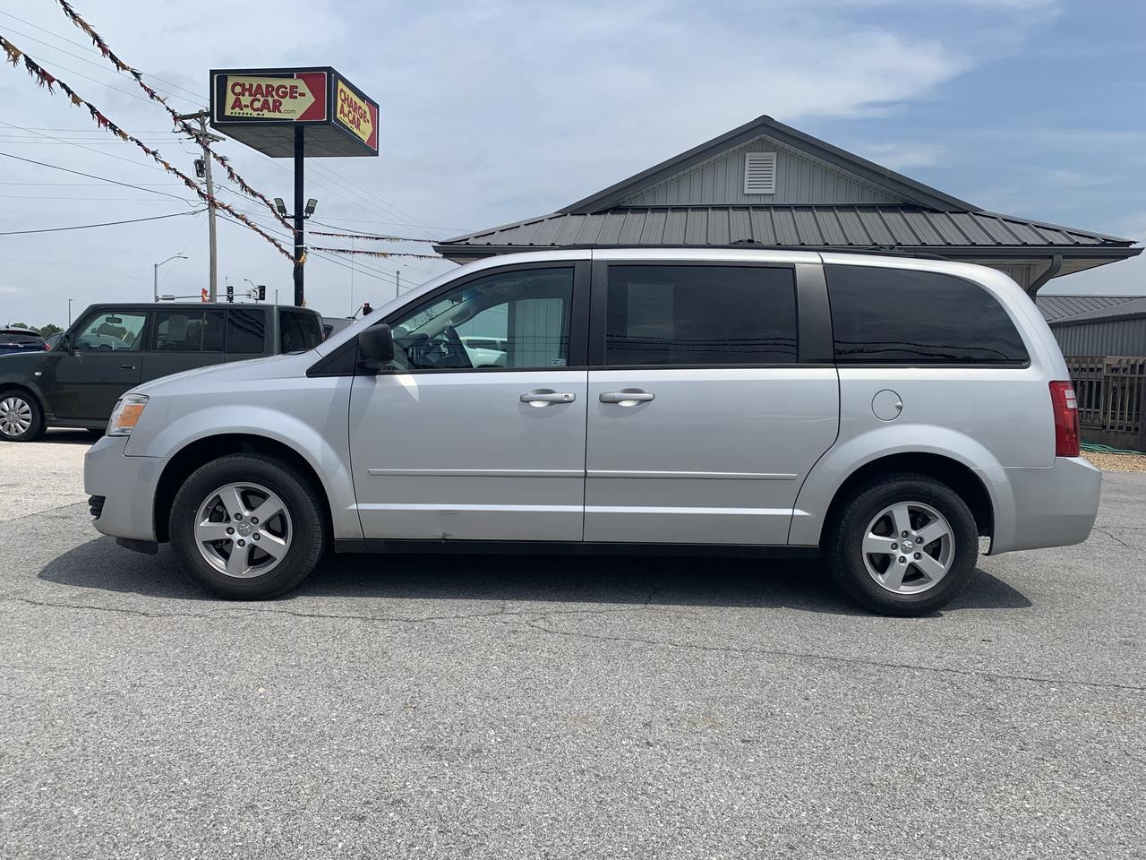 2010 Dodge Grand Caravan Passenger Hero Minivan 4D Aurora MO